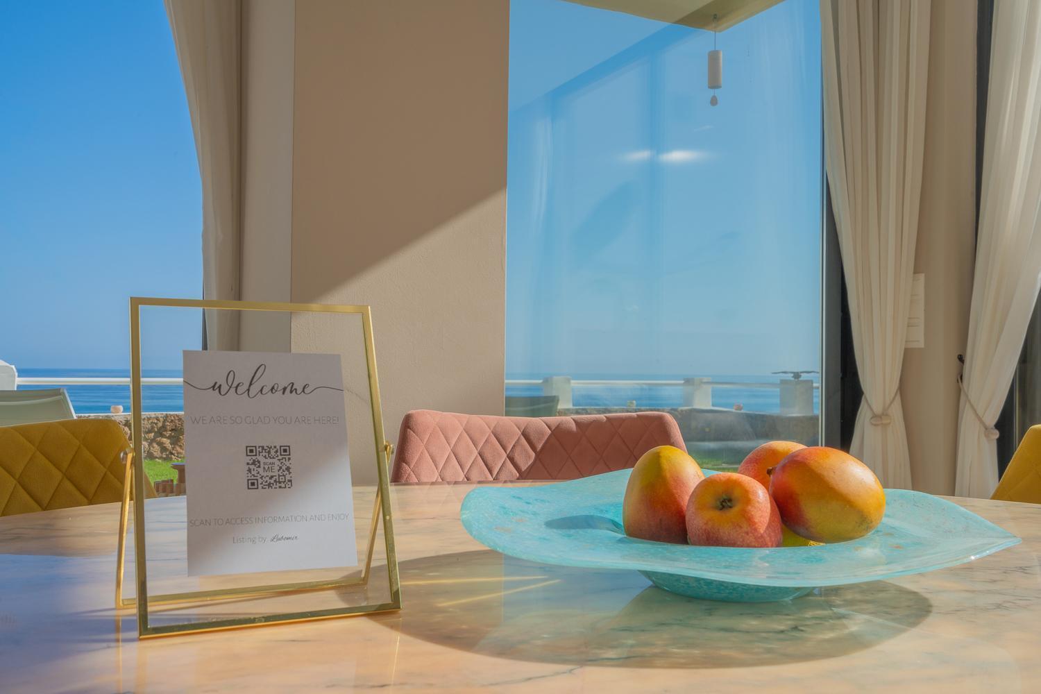 Ferienwohnung Private 250Sqm Garden Duplex, Jacuzzi, Cinema, Sea View Escape Torremolinos Exterior foto