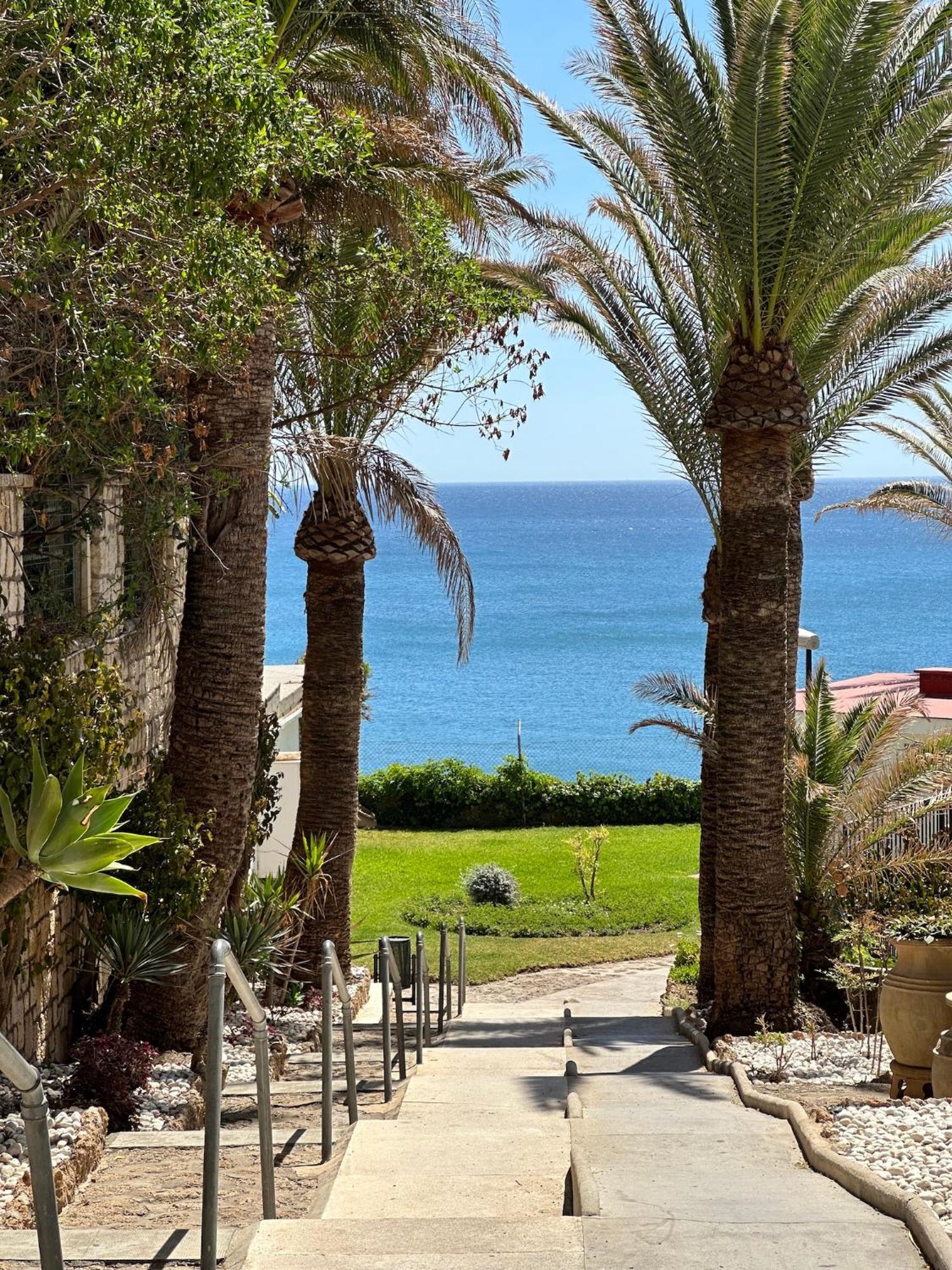 Ferienwohnung Private 250Sqm Garden Duplex, Jacuzzi, Cinema, Sea View Escape Torremolinos Exterior foto